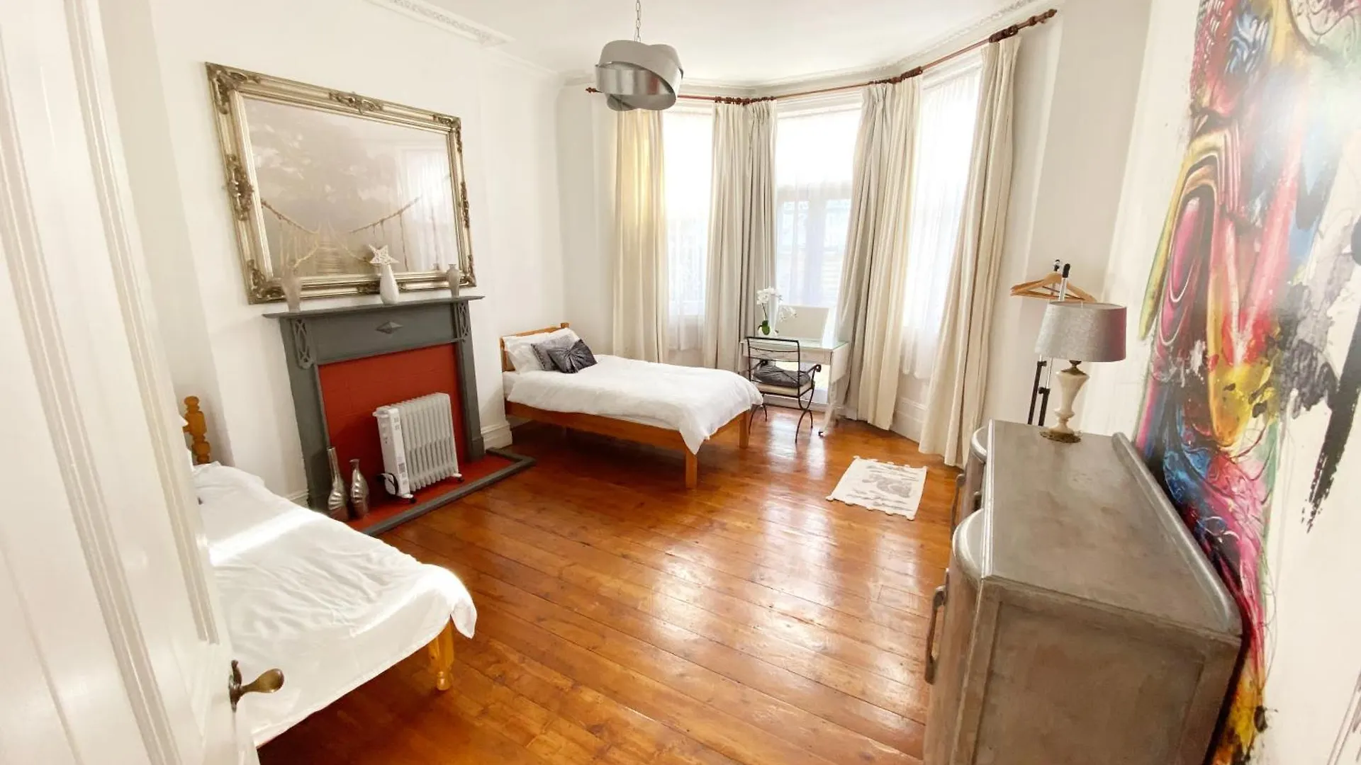 The Table House Close To Town & Beach Free Parking Bournemouth Egyesült Királyság